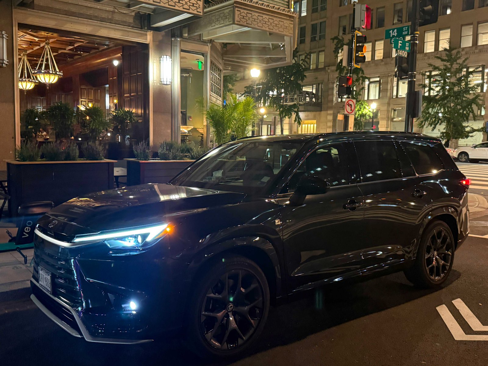Luxury black SUV fleet representing Lexus TX 500h service